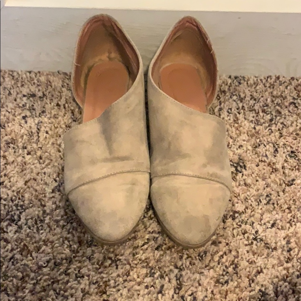 tan boots